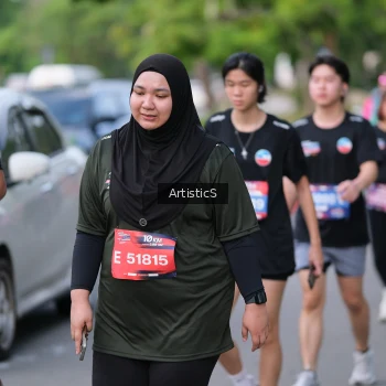 Runner Photo 4039874