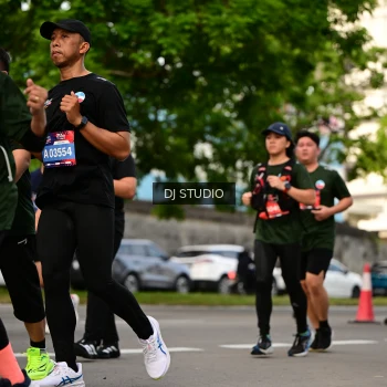 Runner Photo 4039878