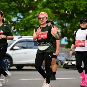 Runner Photo 4039900