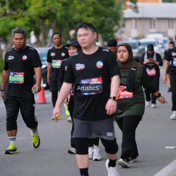 Runner Photo 4039973