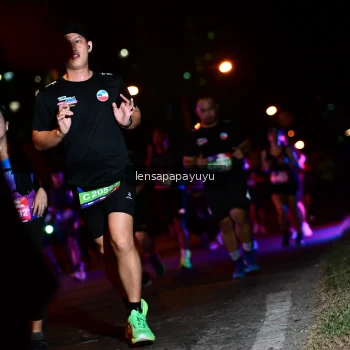Runner Photo 4040017