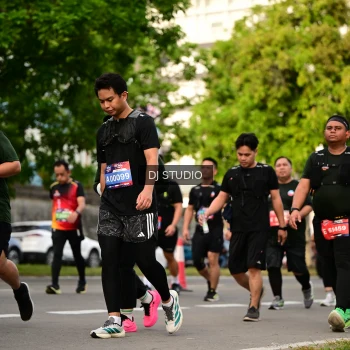 Runner Photo 4040036