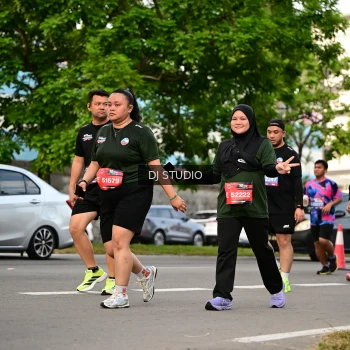Runner Photo 4040331