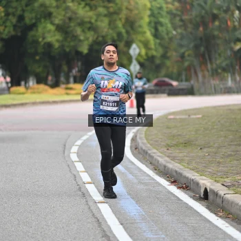 Runner Photo 4040573