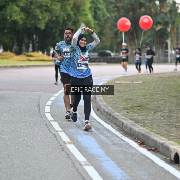 Runner Photo 4040575