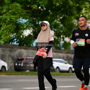 Runner Photo 4040654