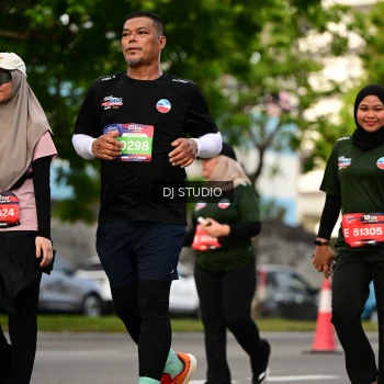 Runner Photo 4040656