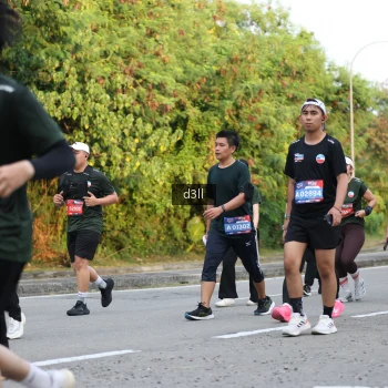 Runner Photo 4040677