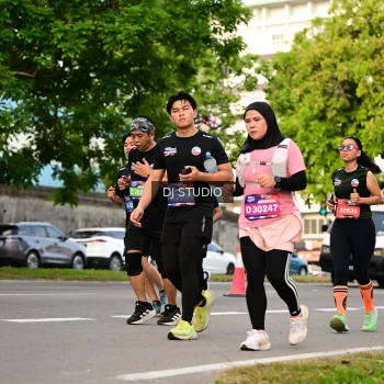 Runner Photo 4040895