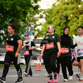 Runner Photo 4040912