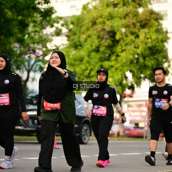 Runner Photo 4041075