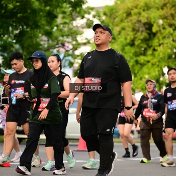 Runner Photo 4041077