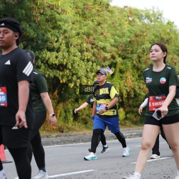 Runner Photo 4041102