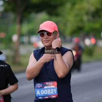 Runner Photo 4041116