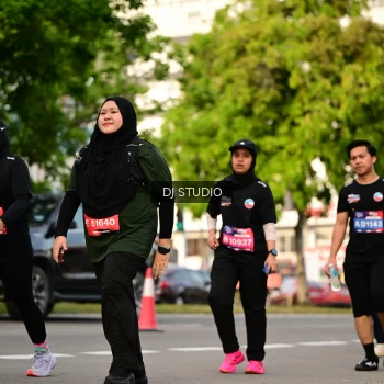 Runner Photo 4041143