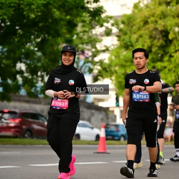 Runner Photo 4041150