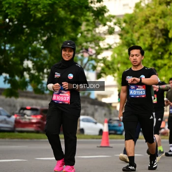 Runner Photo 4041163
