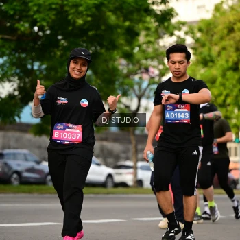 Runner Photo 4041175