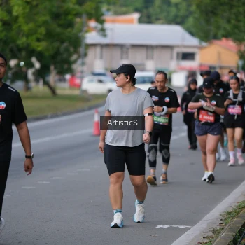 Runner Photo 4041176