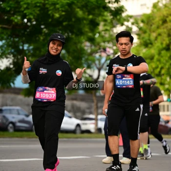 Runner Photo 4041178