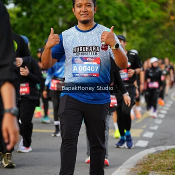 Runner Photo 4041179