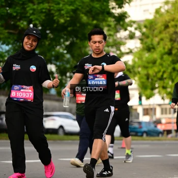 Runner Photo 4041195