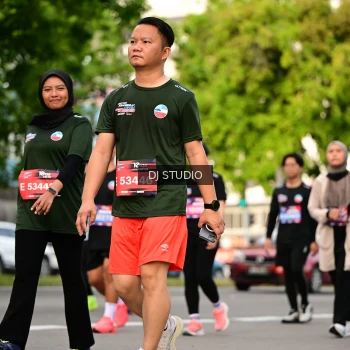 Runner Photo 4041203