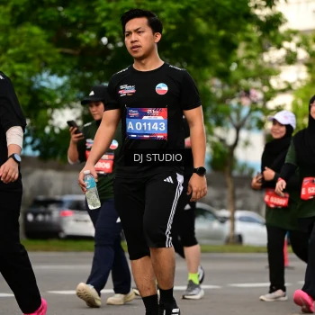 Runner Photo 4041242