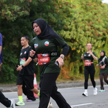 Runner Photo 4041295