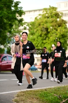 Runner Photo 4041296