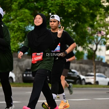 Runner Photo 4041319