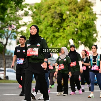 Runner Photo 4041345