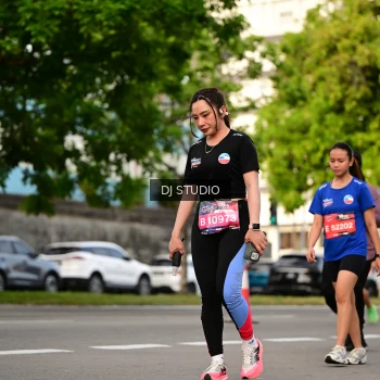 Runner Photo 4041350
