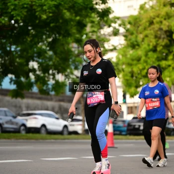 Runner Photo 4041360
