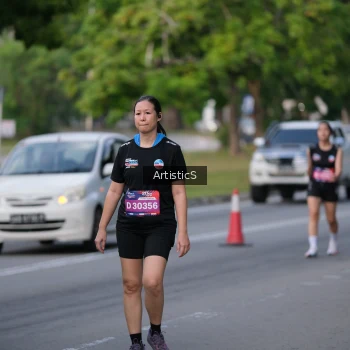 Runner Photo 4041379