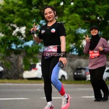 Runner Photo 4041453