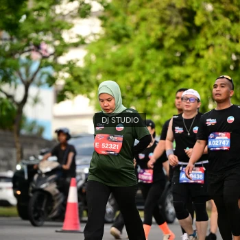 Runner Photo 4041483