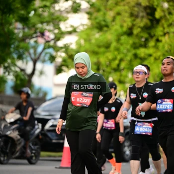 Runner Photo 4041500