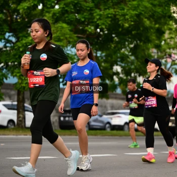 Runner Photo 4041506