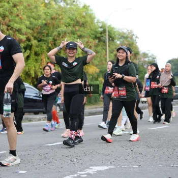 Runner Photo 4041619