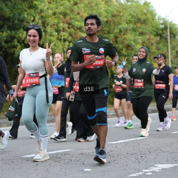 Runner Photo 4041693