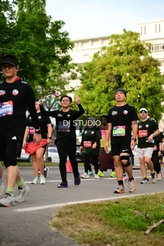 Runner Photo 4041710
