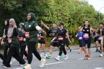 Runner Photo 4041743