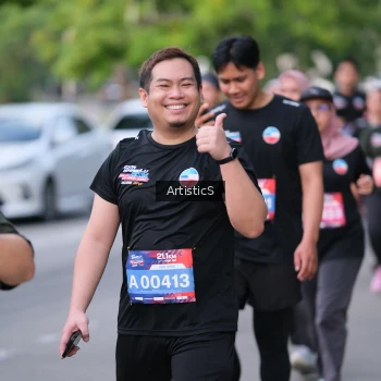 Runner Photo 4041856