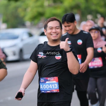 Runner Photo 4041874