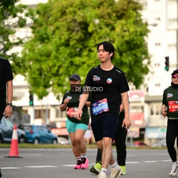 Runner Photo 4041883