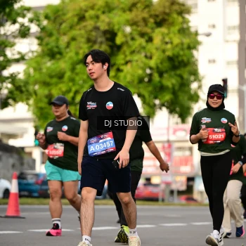 Runner Photo 4041887