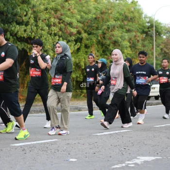 Runner Photo 4041910