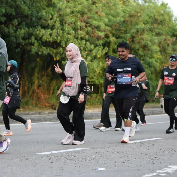 Runner Photo 4041918