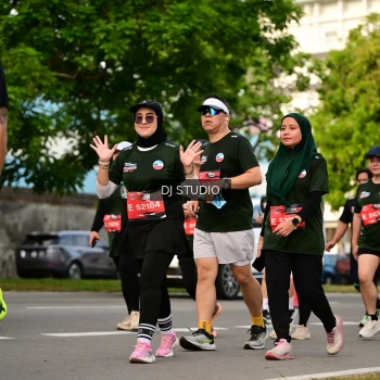 Runner Photo 4041935